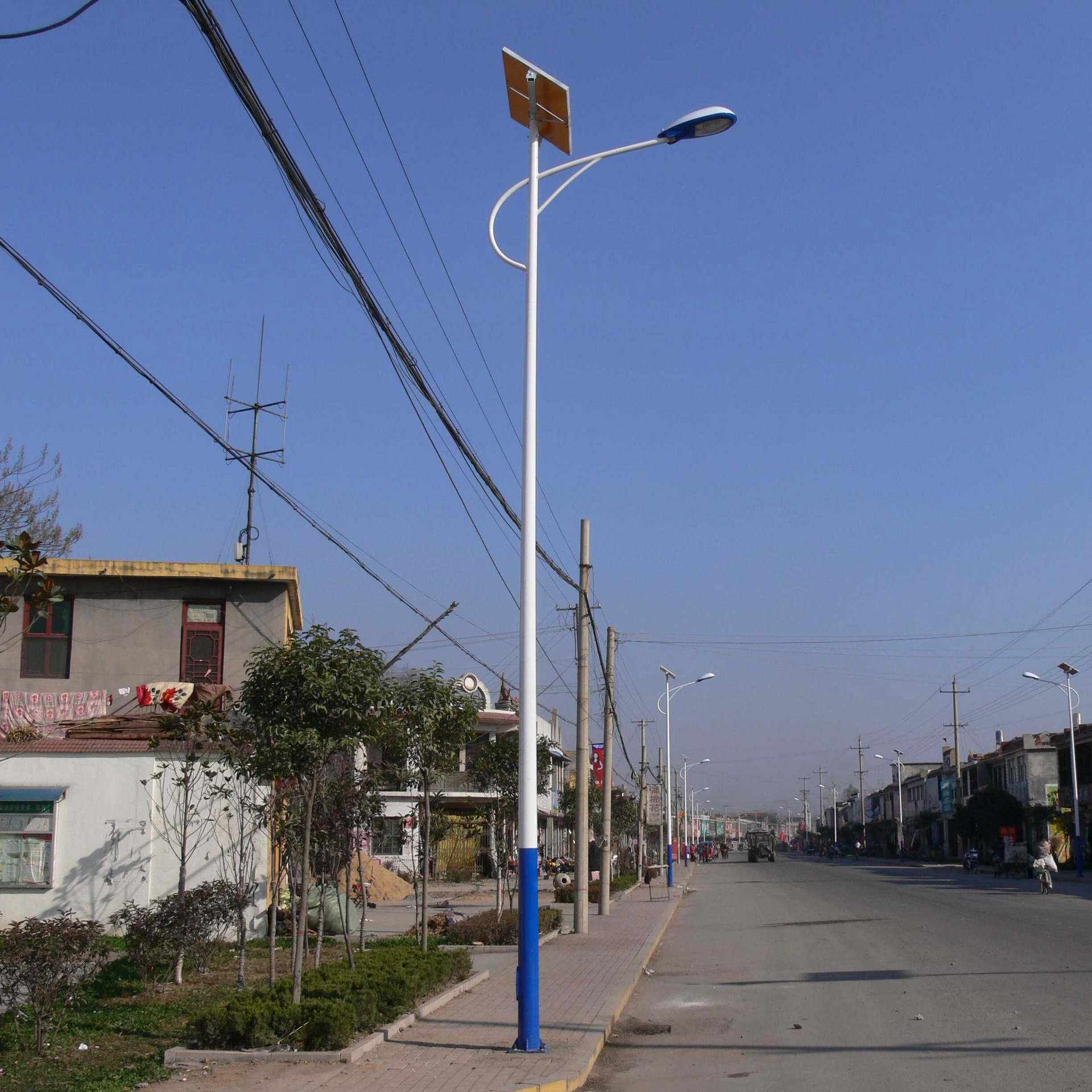 内蒙古从长远来看，太阳能路灯更具成本效益